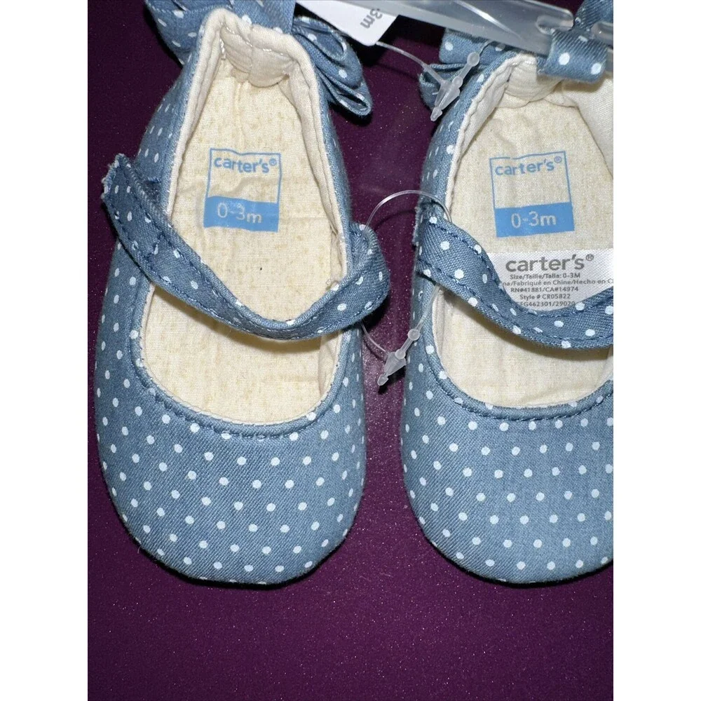Carter's Size 0-3 months Baby Girl crib Shoes Blue Polka Dot With Bows New